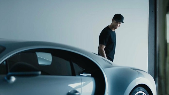 Poškodený palec Oľgy Gasparovej