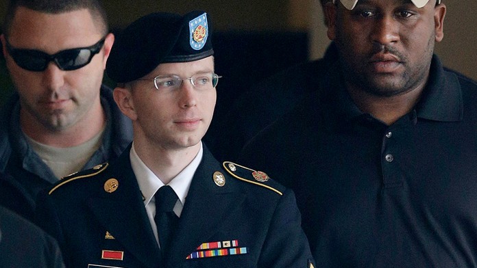 Na archívnej snímke z 20. augusta 2013 bývalý americký vojak Bradley Manning.
