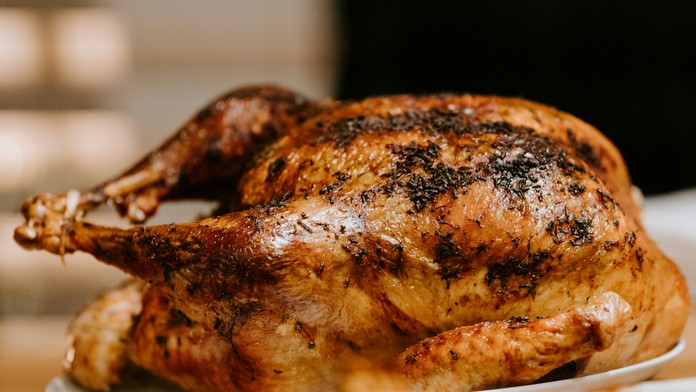 Jednu časť kurčaťa nikdy nejedzte. Zhromažďujú sa v nej baktérie a parazity, nezabije ich ani teplo