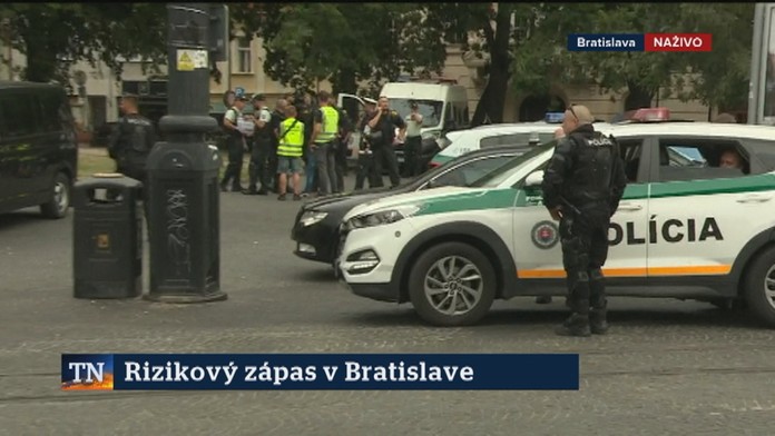 Emília Biháriová (vpravo).