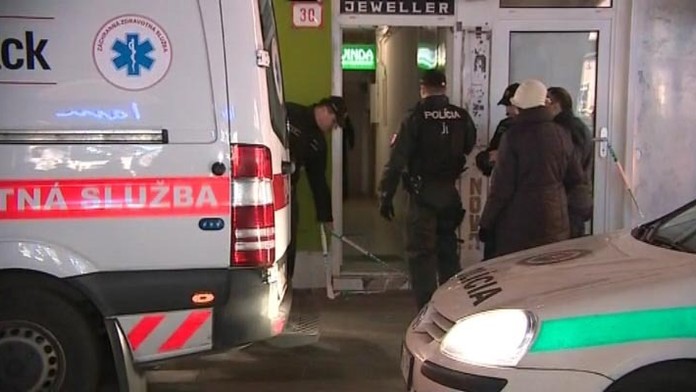 Strelba v zlatnictve na Obchodnej.jpg