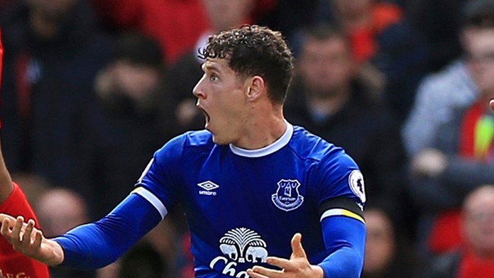 Ross Barkley počas zápasu proti Liverpoolu.