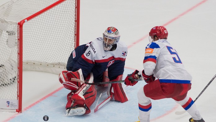 Brankár Slovenska Július Hudáček a Rus Sergej Širokov