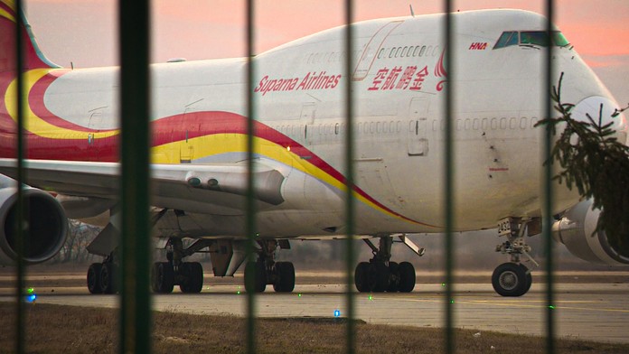 Lietadlo v Bratislave.