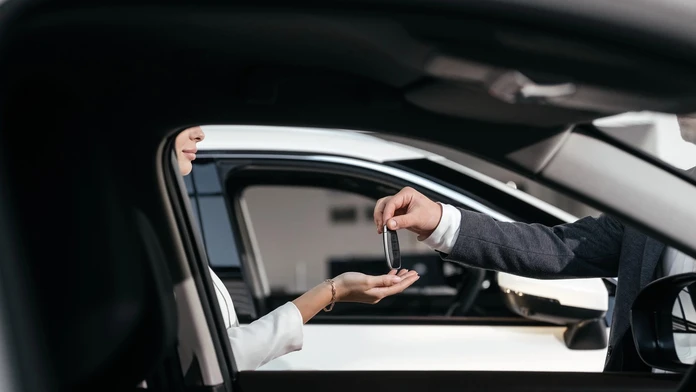 Do kúpy nových automobilov sa nehrnieme. V rebríčku najobľúbenejších značiek Slovákov nastali zmeny
