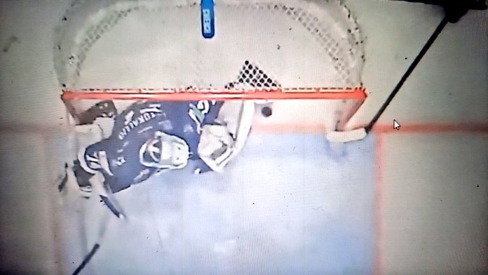 VIDEO: Šláger extraligy poznačil kontroverzný moment. Gól Košíc si nik nevšimol, klub už podal sťažnosť