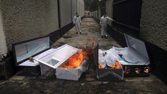 Oblak saharského piesku sa dostal nad Kubu.