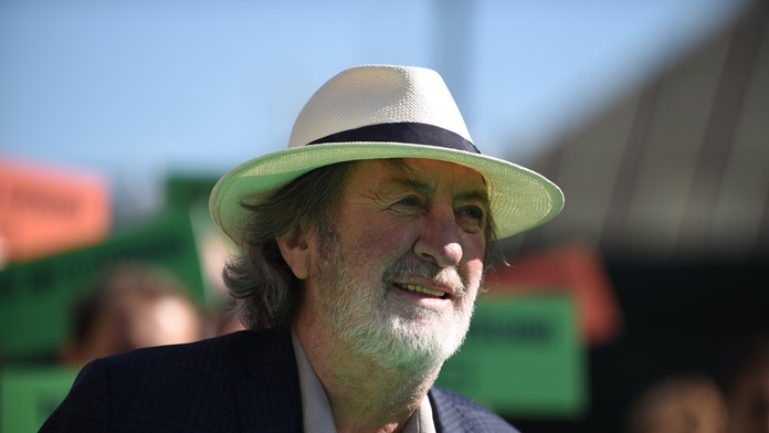 Strach o hereckú legendu. Bolek Polívka skolaboval počas predstavenia. Ukázalo sa, že išlo o mŕtvicu