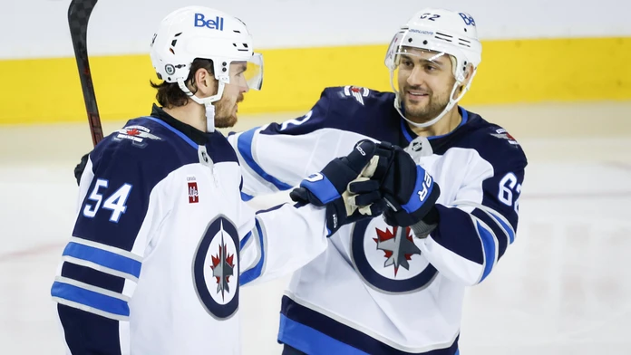 V súboji Slovákov uspel Černák, Jets natiahli šnúru neporaziteľnosti, Montreal bez Slafkovského vyhral