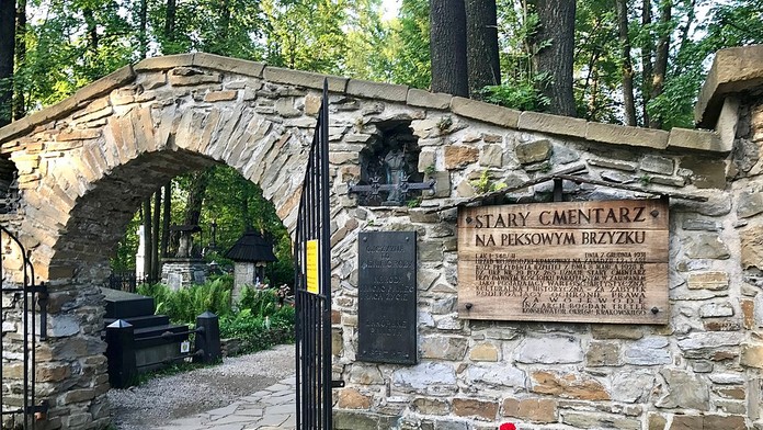 „Len ďalší spôsob, ako od turistov vytiahnuť peniaze.“ V Zakopanom zaviedli vstupné na kontroverznom mieste