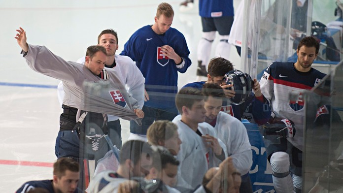 Príprava na tréning po spoločnom fotení.