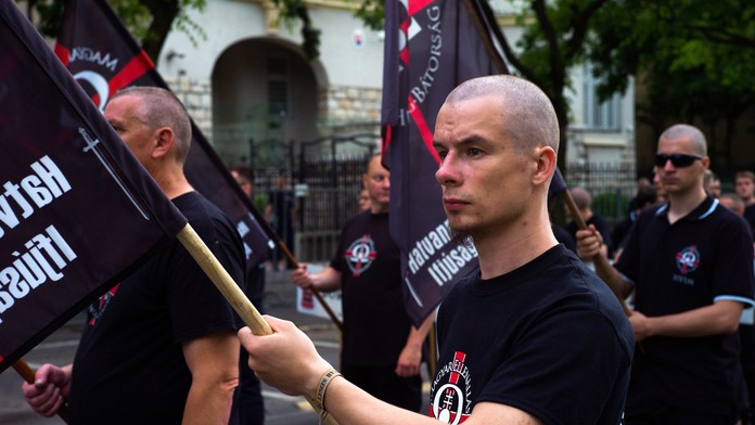 Protest pred slovenskou ambasádiu v Budapešti.