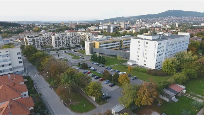 Pacient čakal na urgente v Nitre šesť hodín. Nemocnica priznala chybu, zavádza nové opatrenie