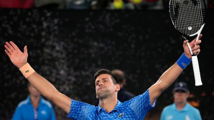 Djokovič je po návrate do Austrálie vo svojom živle. Murray už tretí maratón nezvládol