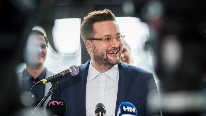 Pani Alena vyhrala v Teleráne 3 000 eur. Sledujte, ako ju moderátori rozosmiali.mp4