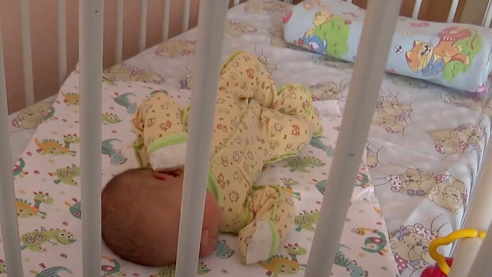 Novorodenca našli v snehu pri teplote -20 stupňov