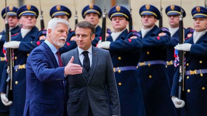 Pavel po stretnutí s Macronom: Európske štáty by nemali odmietať asistenciu aj priamo na Ukrajine