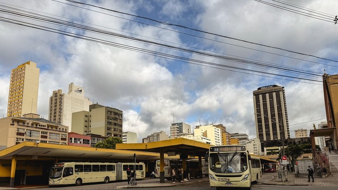 Cestujúci hovoria o pekle. Najdlhšia autobusová trasa trvá takmer šesť dní