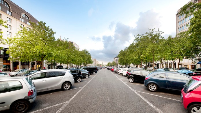 Nákupná ulica Avenue de la Toison d'Or.