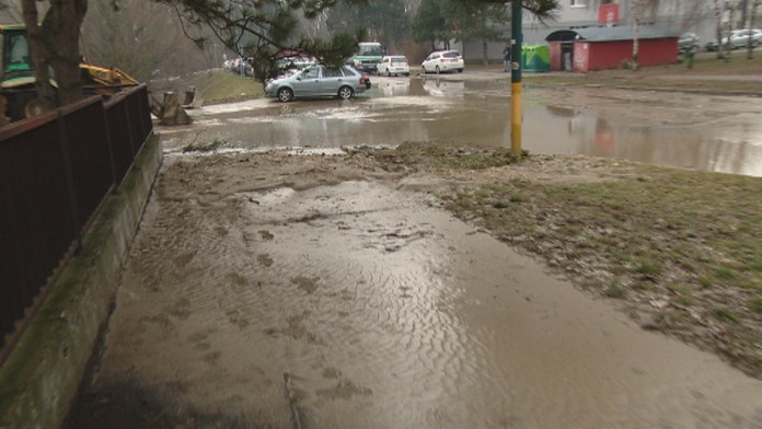 Emil dvakrát po sebe nafúkal 3 a pol promile.  