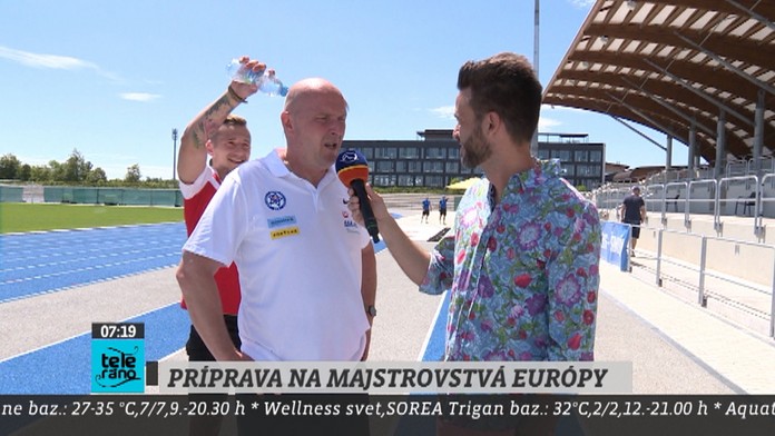 Mokrý útok na fyzioterapeuta.