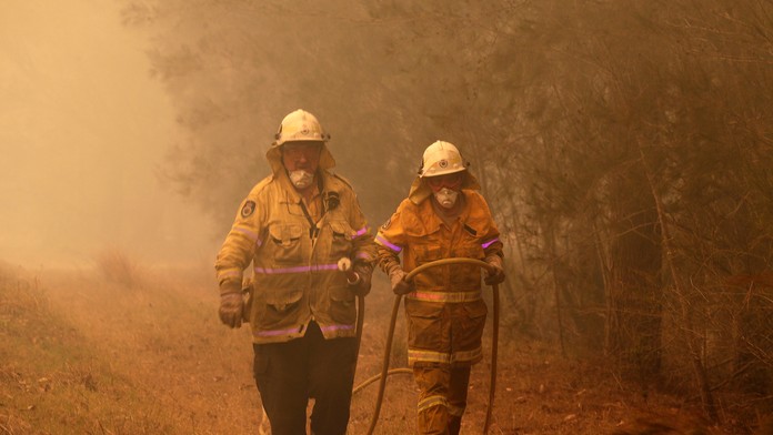 Rozlúčkový pochod s Kásemom Solejmáním.