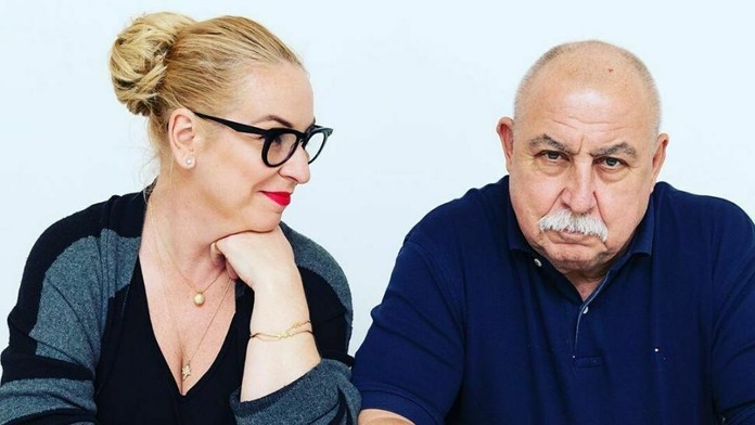 Ventilátor Q -vent, ktorý vyvinuli a skonštruovali mladí vedci bratia Samuel Furka (druhý sprava) a Daniel Furka (vpravo).