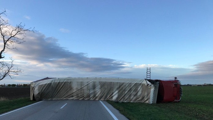 Martin Škrtel si nešťastne dal vlastný gól.