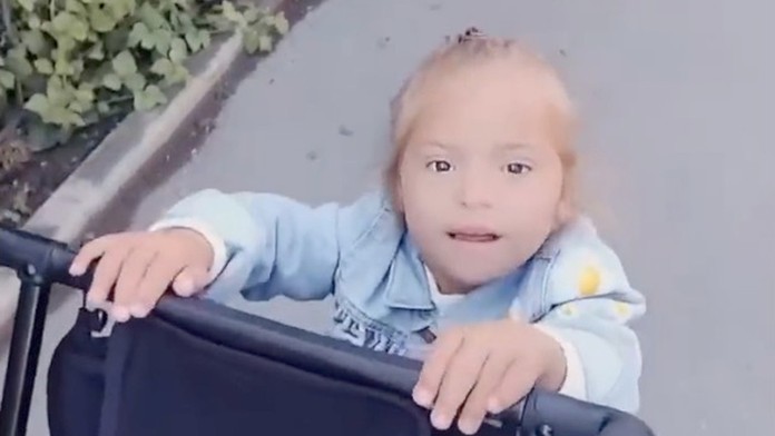 Žena nakrútila video, ako kráča s dieťaťom po ulici. O hodinu neskôr jej dcéru zabili ruské rakety