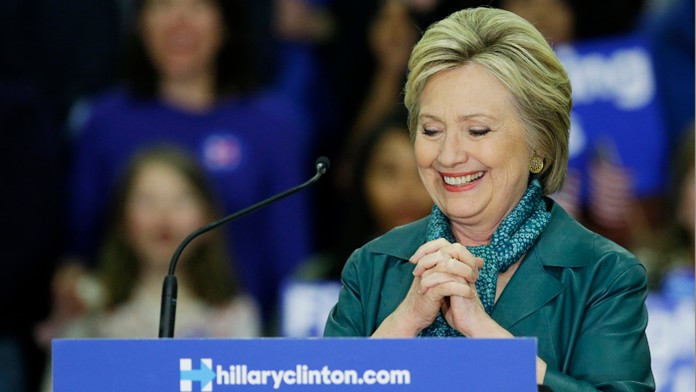 Víťazkou demokratických primárok v Arizone sa stala Clintonová.