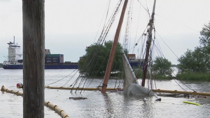 Trávnik na Námestí slobody.