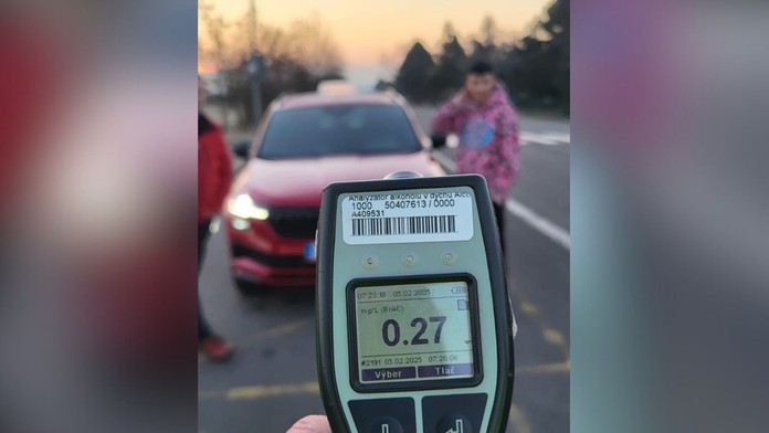 Nafúkal žiak autoškoly.