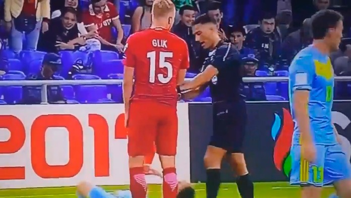 Poliak Kamil Glik a jeho liečivý dotyk.