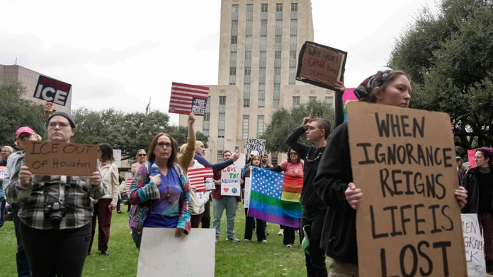 Američania v deň Trumpovho prvého výročia v úrade protestovali proti jeho imigračnej politike