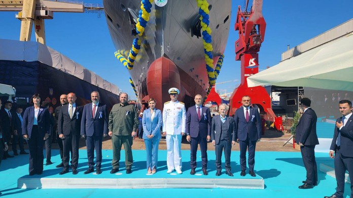 OBRAZOM: Nová pýcha ukrajinského námorníctva. V Turecku spustili na vodu sestru vlajkovej lode