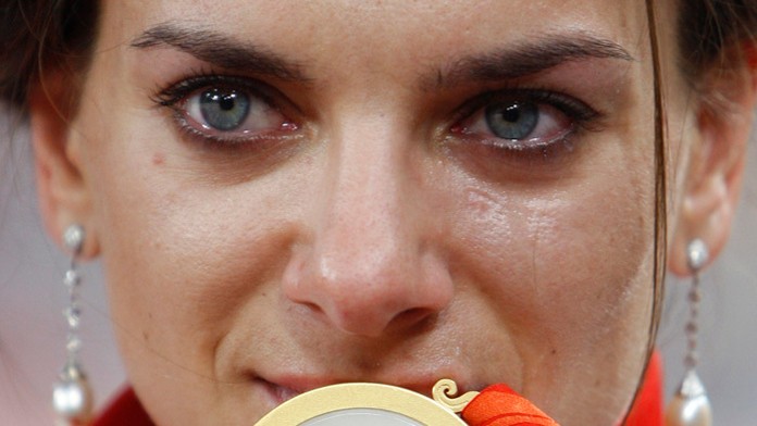 Na archívnej snímke z 19. augusta 2008 ruská skokanka Jelena Isinbajevová.