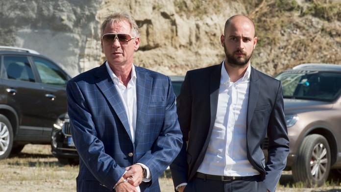 Na snímke vľavo podnikateľ Ivan Kmotrík a vpravo jeho syn - viceprezident ŠK Slovan Bratislava Ivan Kmotrík ml.