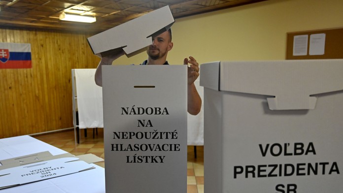 Príprava volebnej miestnosti