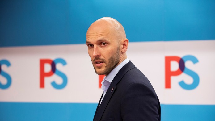 Zatknutí Izraelčania, ktorí mali údajne znásilniť Britku.