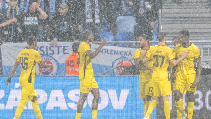 Futbalisti Young Boys Bern sa tešia z gólu na Tehelnom poli