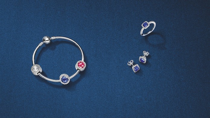 Cynthia Lara Vittek s mamou.