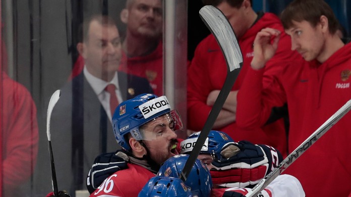 České klbko radosti po strelení gólu do ruskej siete počas duelu tamojších majstrovstiev sveta.