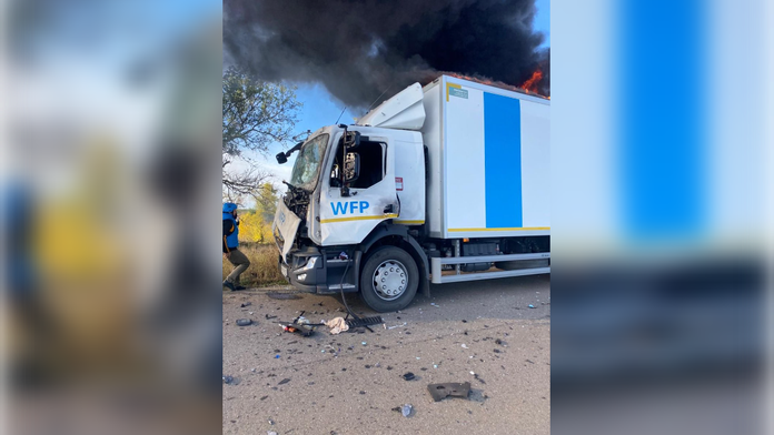 Ruské drony zasiahli humanitárny konvoj OSN v Chersonskej oblasti na Ukrajine