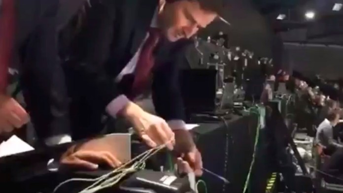 Komentátor Robert Záruba zisťuje, kde sa stala chyba.