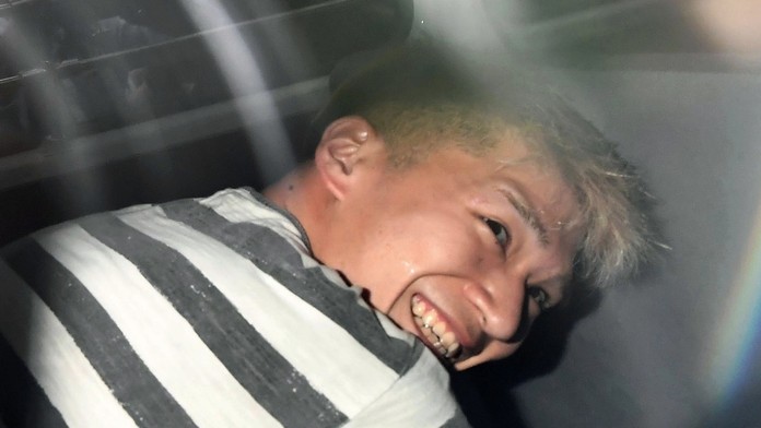 Nerozlučné sestry porota rozdelila. Sledujte ich reakciu tesne po kastingu.mp4