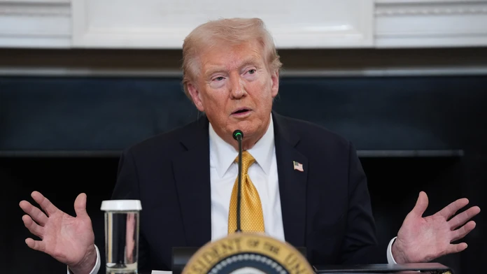 Trump chce pozastaviť migráciu z rozvojových krajín
