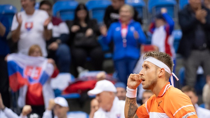 Davis Cup: Slováci zvládli oba úvodné zápasy a sú bližšie k postupu. Molčan uštedril súperovi "kanára"