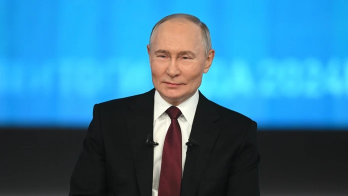 Vladimir Putin na každoročnej tlačovej konferencii