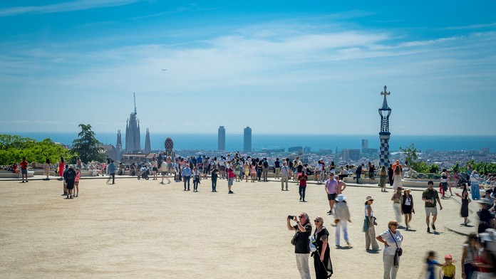 Turistické destinácie sú rajom podvodníkov. Kde a na čo si treba dať najväčší pozor?