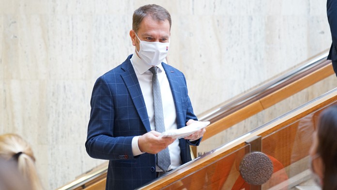 Ministri obrany a vnútra Jaroslav Naď a Roman Mikulec.